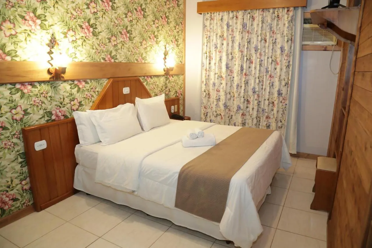 Treze Tilias Park Hotel  Трези-Тилиас