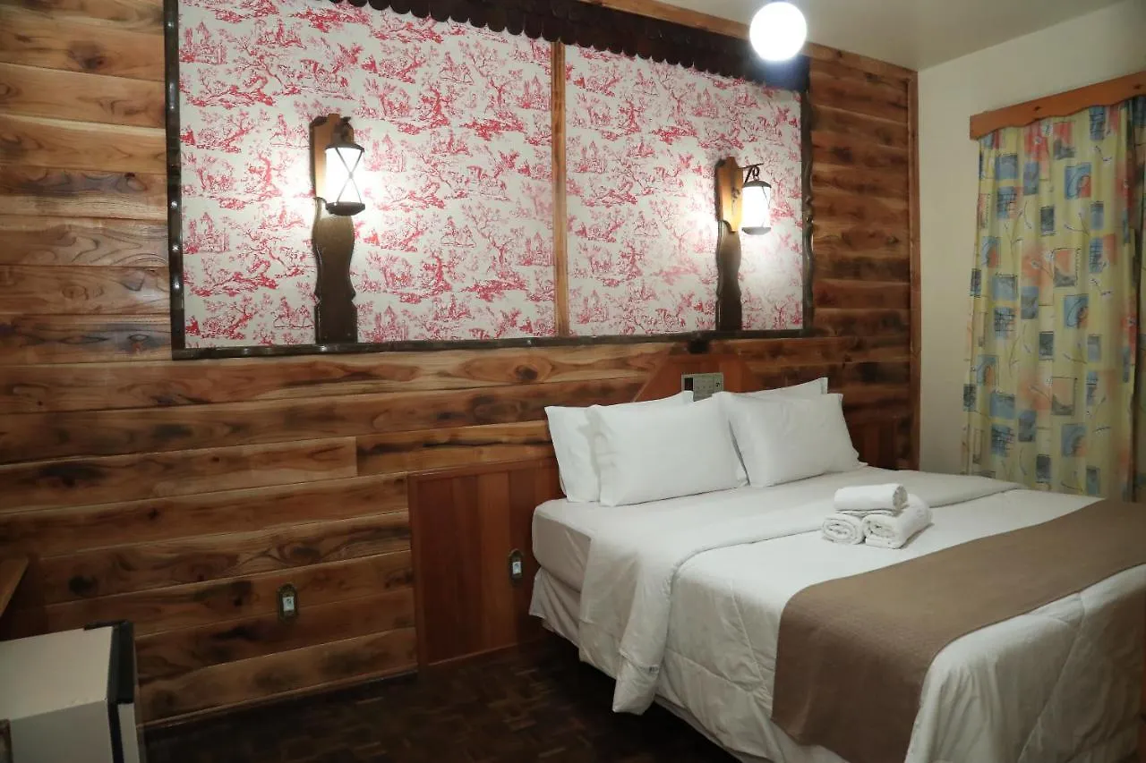 Treze Tilias Park Hotel Трези-Тилиас